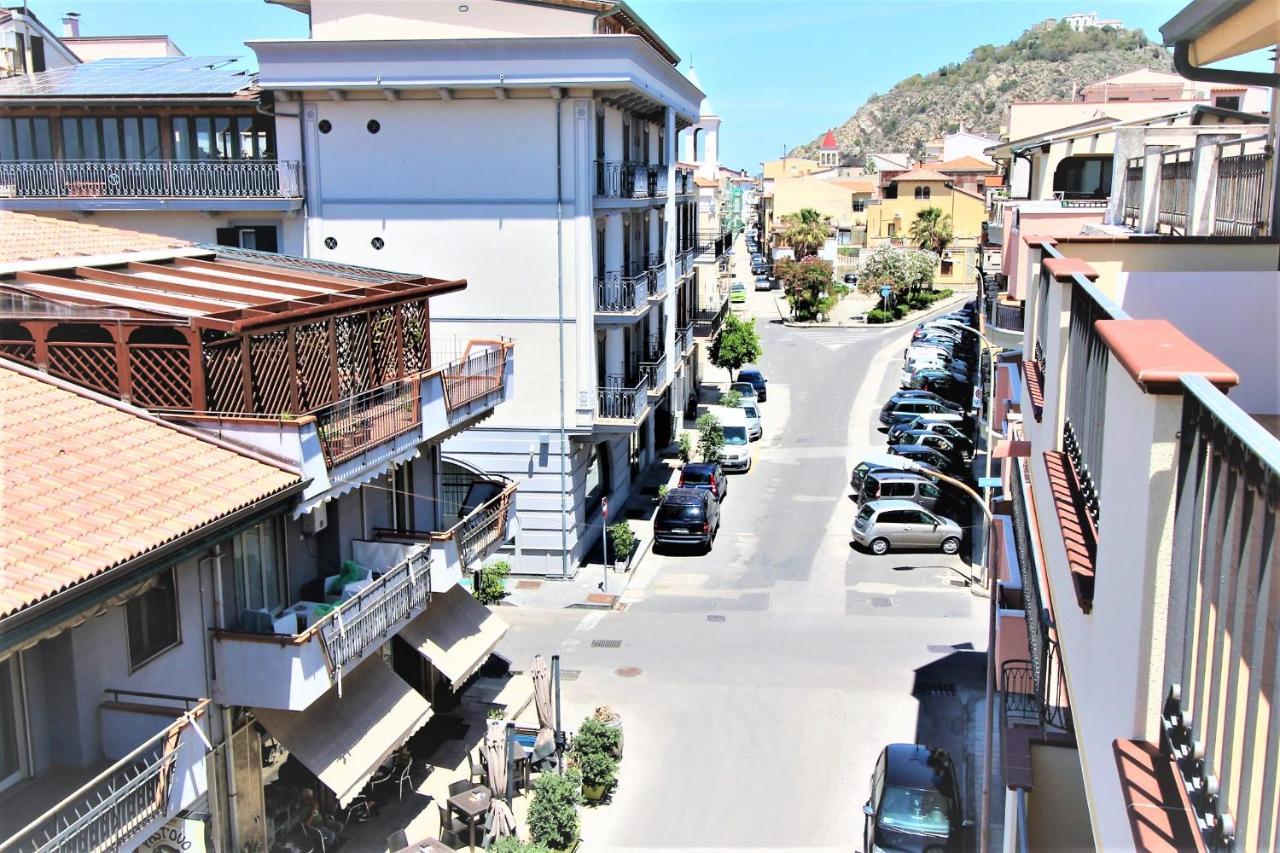 Capo D'Orlando Apartments - Ottanio Exterior foto